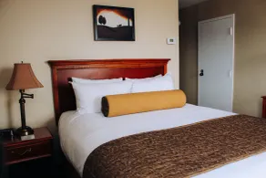 WelcomINNS Ottawa - Room