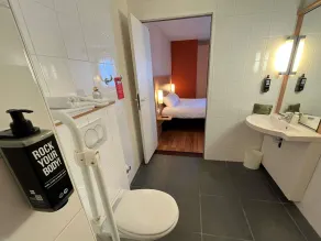 ibis Alençon - Salle de bain