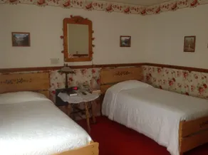 Bridgeport Inn - Habitación