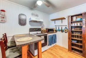Cozy Vermont Escape - Patio, Lake & Mountain Views - Interiør