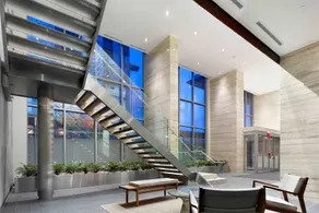 Ohio Global Stay - Lobby sitting area