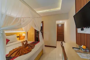 Desak Putu Putra Hidden - Room