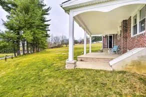 Pet-friendly York Home w/ Patio & Yard - Interiør