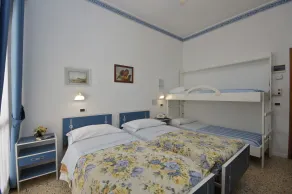 Hotel Victory - Camera