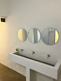 Pine Armenian - Bathroom