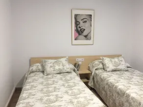 PENSION OVIEDO - Rom
