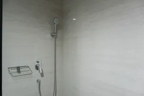 Exquisite 3BR at Ciputra International Apartment By Travelio - Bathroom