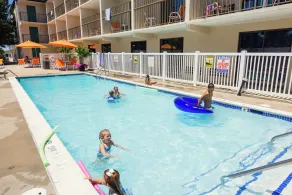 The Bay Resort - Pool