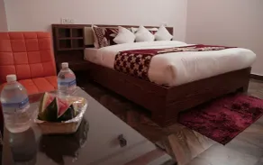 Hotel Sarla Regency - Habitación