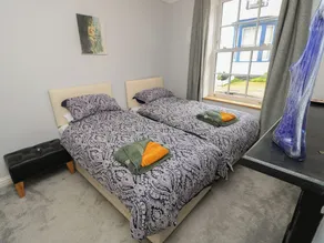 5A Castle Street - Room