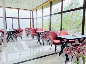 StudioZ Paradise Hills Mussoorie - Restaurang