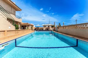 Evina Rooms & Suites - Piscine