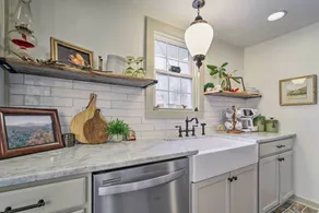 Deck + Views: Spacious Newland Home! - Innenbereich