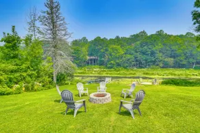 Waterfront Getaway: Sunroom, 2 Decks, Golf Course - Innvendig