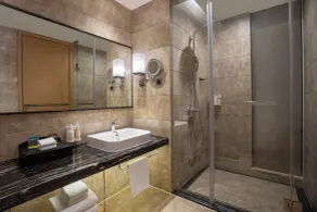 Holiday Inn Chengdu Airport by IHG - Bathroom