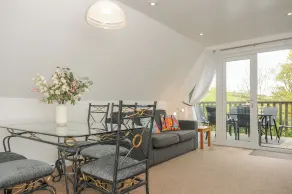 No 51 Valley Lodges - Living area