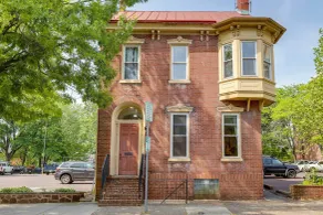 Charming Pottstown Apartment - Walk to Town! - Interiör