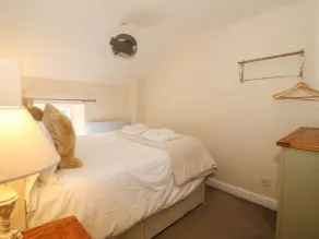 Loft Cottage - Room
