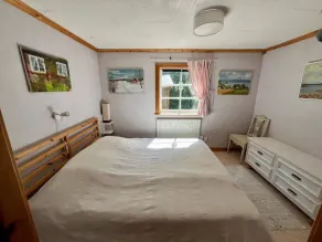 StugaNäraKungsberget - mysig stuga med kamin, grillkåta och vedbastu - Room