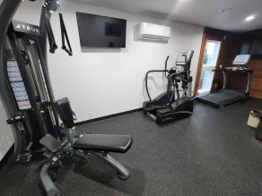 Ramada Bayside Inn & Suites Eureka - Salle de sport