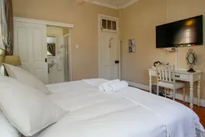 Coweys Corner - Room