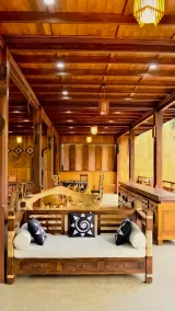 Silver Crown Riverside Resort - Lobby