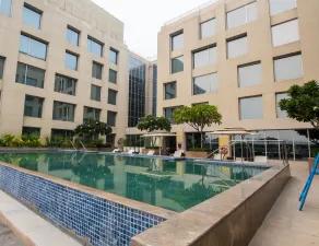 Holiday Inn New Delhi Aerocity by IHG - Pool
