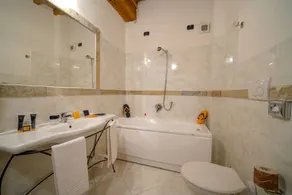 HG Abetone e Piramidi Resort - Bathroom