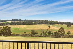 Margaret River Farmhouse - Serene Bushland Getaway - Ausblick vom Zimmer