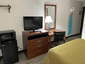 Econo Lodge Cartersville-Emerson Lake Point - Chambre
