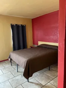 Holiday Motel Tulsa OK - Room