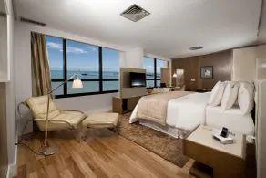 Hotel Gran Marquise - Room