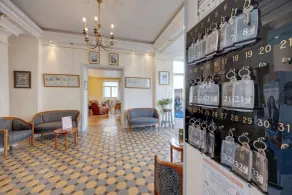 BRIT HOTEL CONFORT BAGNOLES NORMANDIE - Recepção