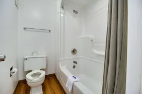 Motel 6-Phoenix, AZ - East - Badrum