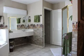 Howard Johnson by Wyndham Springerville - Salle de bain