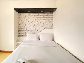 Homey 2Br At Gateway Ahmad Yani Cicadas Apartment - Værelse