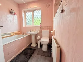 Homey 4 bedroom house for large groups - Badeværelse