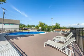 Suburban Studios Branson On The Strip - Pool