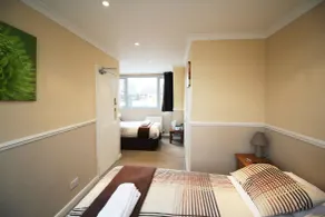 Flexistay Ambers Gatwick Aparthotel - Zimmer