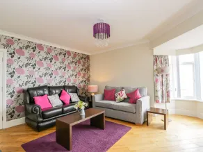 The Gansey Girl - Intérieur