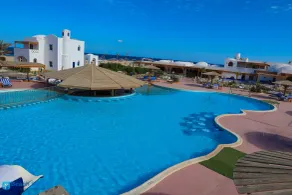 Beach safari nubian resort - Piscina