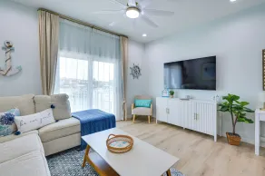 Chic Hudson Townhome: Walk to the Beach - Interiør
