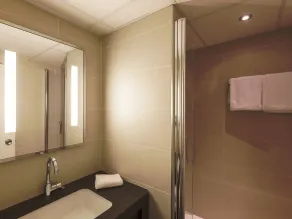 Mercure Vichy - Salle de bain