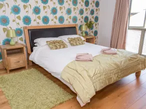 Oak Apple - Room