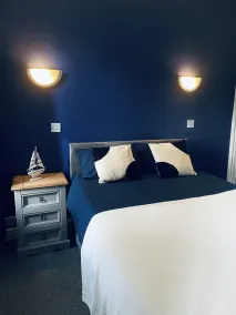 the blue bell - Room