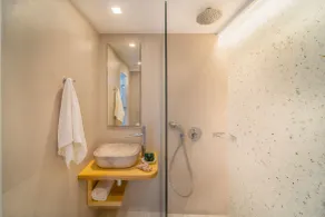 Pyrgos Beach Hotel Apartments - Bathroom