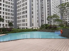 Strategic and Nice Studio Apartment at M-Town Residence Travelio - Pool