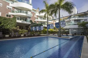 1032 - Apartamento para locação no centro de Bombinhas - Residencial Boulervard - 210 - Piscina