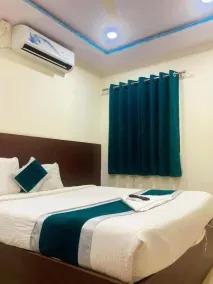 Hotel At Home Darbar Near Nexus Mall Kukatpally - Chambre