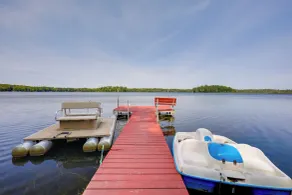 Lakefront Family Home w/ Dock, Views: Pet-friendly - Interiør